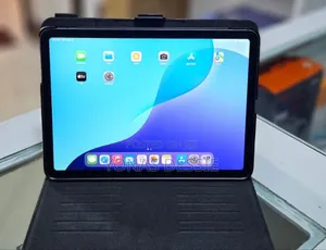 Apple iPad Air (2022) 64 GB