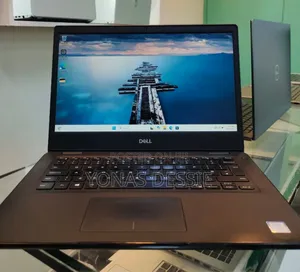 Photo - Laptop Dell Latitude 14 4GB Intel Core I3 SSD 128GB