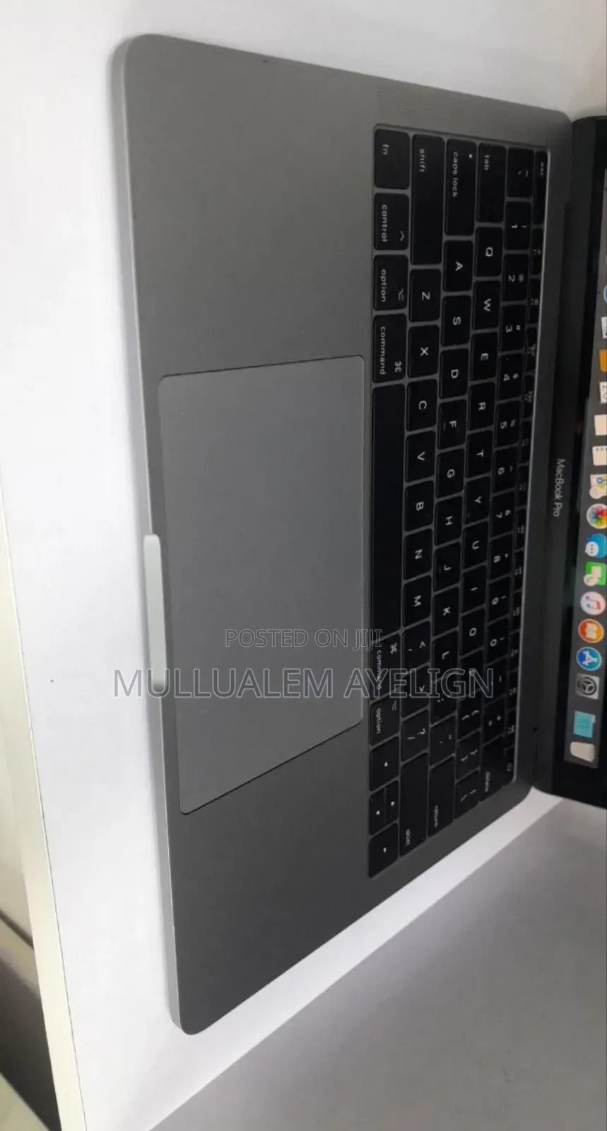 New Laptop Apple MacBook Pro 2017 8GB Intel Core I5 SSD 128GB