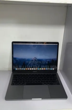 New Laptop Apple MacBook Pro 2017 8GB Intel Core I5 SSD 128GB