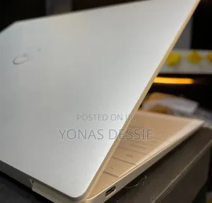 New Laptop Dell XPS 13 16GB Intel Core I7 SSD 512GB