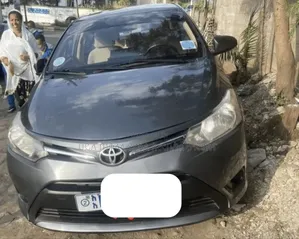 Toyota Yaris 2016 Gray