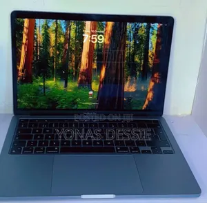 New Laptop Apple MacBook Pro M1 8GB SSD 512GB