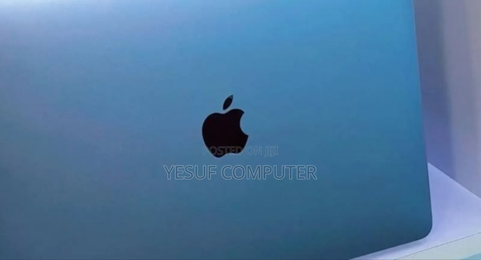 New Laptop Apple MacBook Pro 2020 M1 8GB Apple M1 SSD 512GB