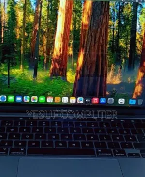 New Laptop Apple MacBook Pro 2020 M1 8GB Apple M1 SSD 512GB