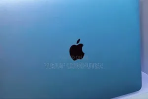 New Laptop Apple MacBook Pro 2020 M1 8GB Apple M1 SSD 512GB