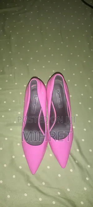 Photo - Elegant Heels