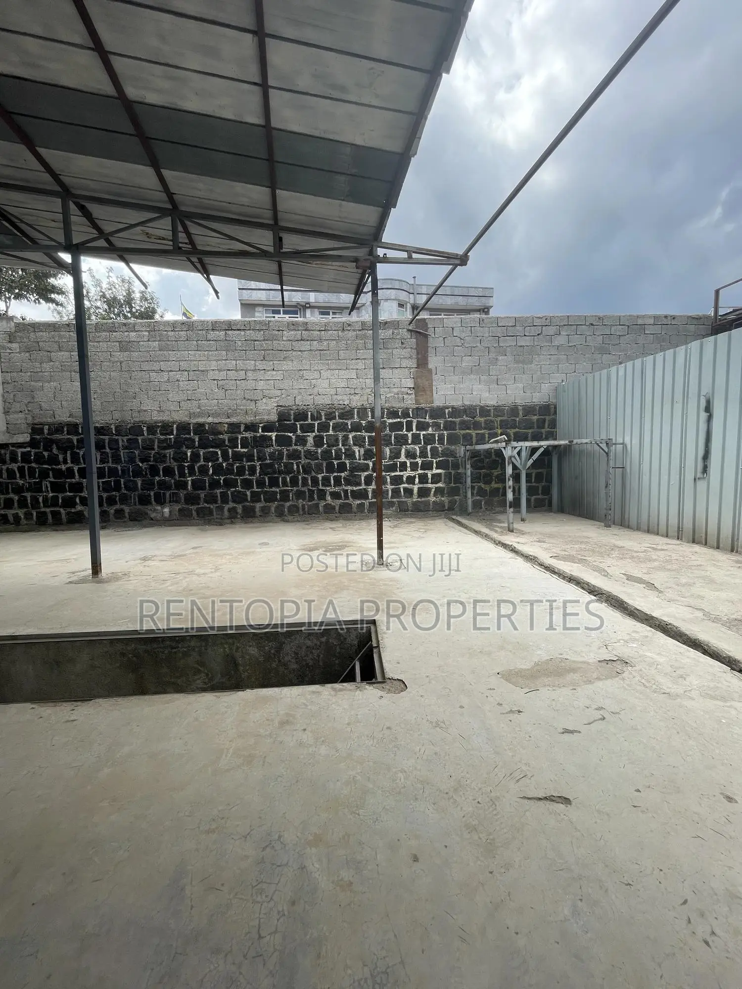 Car Wash Garaj for Rent! መኪና ማጠቢያ ገራጅ የሚከራይ!