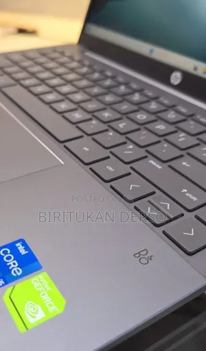 Photo - New Laptop HP 16GB Intel Core I5 SSD 512GB