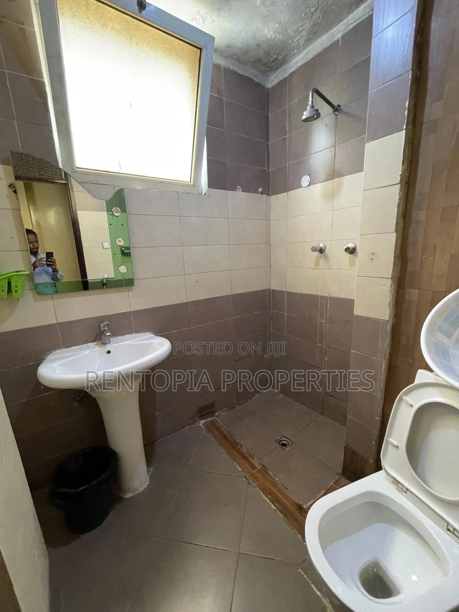 Furnished 2bdrm Apartment in Bole for rent