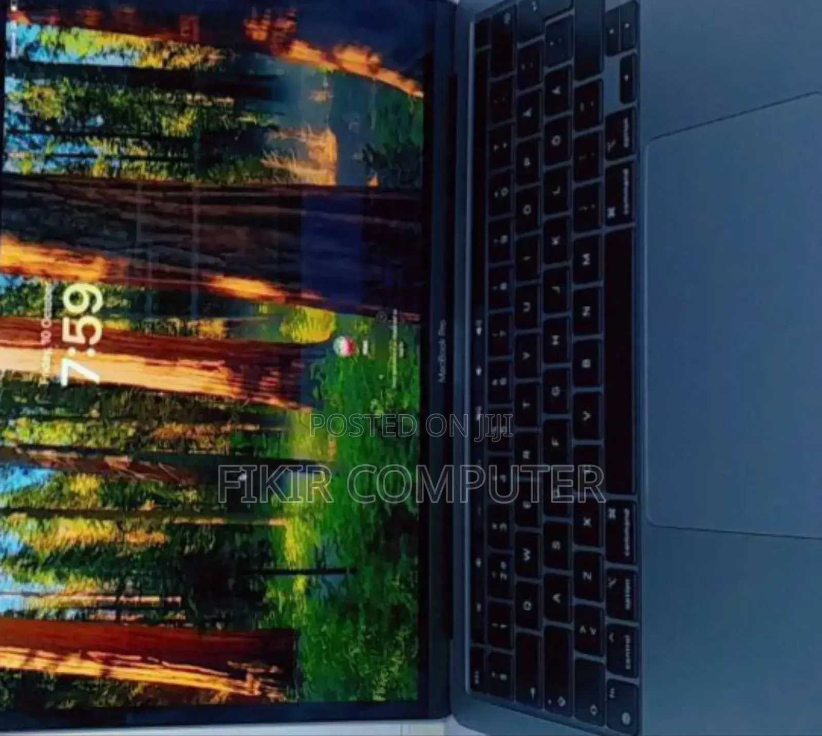 New Laptop Apple MacBook Pro M1 8GB Apple M1 Pro SSD 512GB