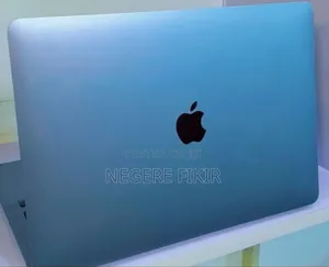 New Laptop Apple MacBook Pro M1 8GB Apple M1 Pro SSD 512GB