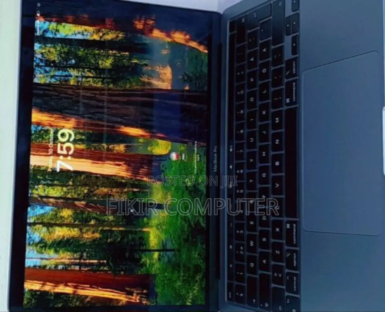 New Laptop Apple MacBook Pro M1 8GB Apple M1 Pro SSD 512GB