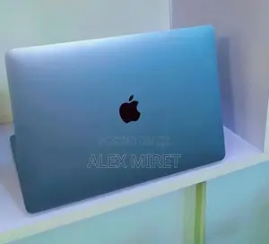 New Laptop Apple MacBook Pro M1 8GB Apple M1 SSD 512GB