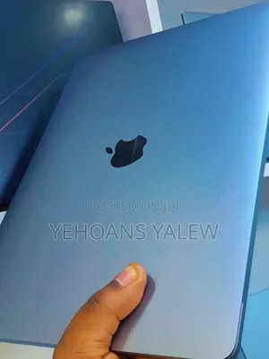 Photo - New Laptop Apple MacBook Air 2020 M1 8GB Apple M1 SSD 256GB