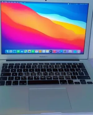 New Laptop Apple MacBook Pro 2019 8GB Intel Core I5 SSD 256GB