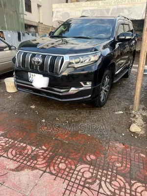 Toyota Land Cruiser Prado 2.8 2022 Black