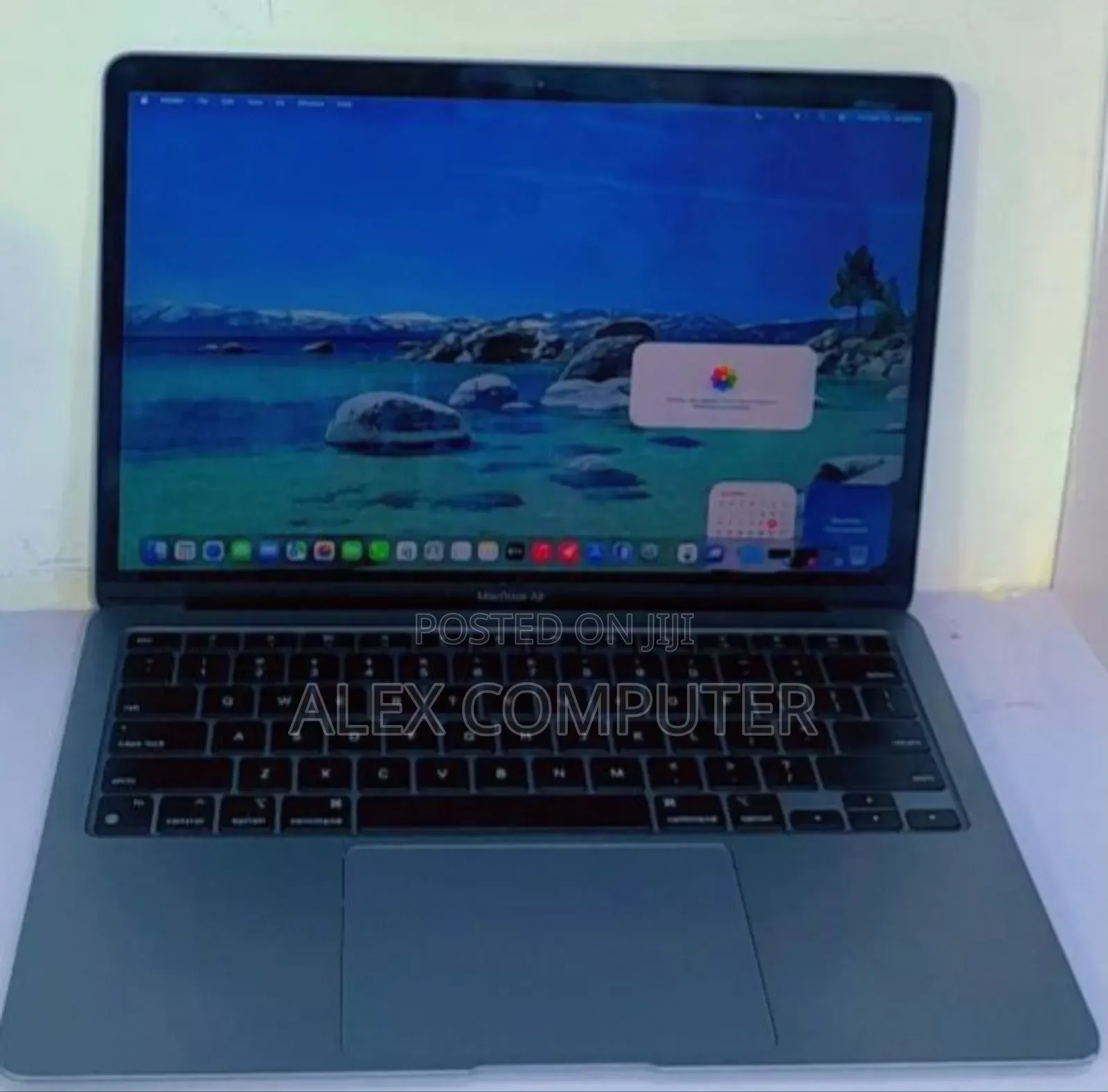 New Laptop Apple MacBook Air 2020 M1 8GB Apple M1 SSD 256GB