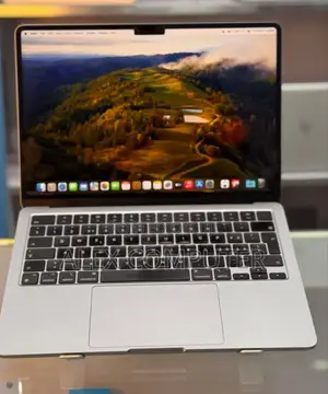 New Laptop Apple MacBook Air 2022 M2 8GB Apple M2 SSD 256GB