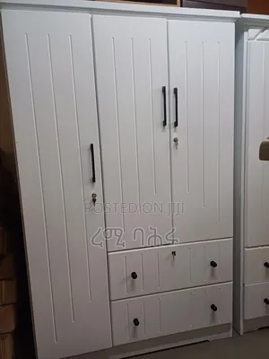 Photo - 120 Wardrobe Brand Neww Wardrobe