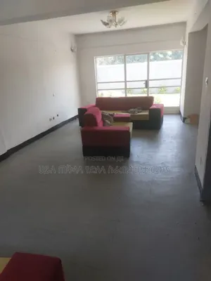 Furnished 6bdrm Townhouse/Terrace in አያት ዞን ኮምፋውንድ ግብ ውስጥ, Yeka