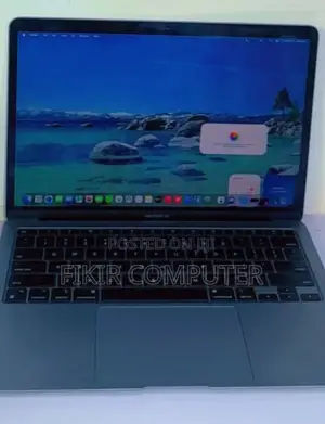 New Laptop Apple MacBook 8GB Apple M1 SSD 256GB