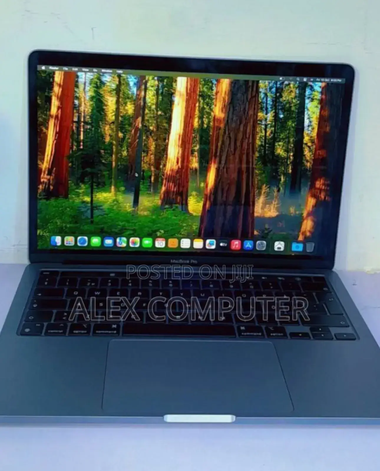 New Laptop Apple MacBook Pro M1 8GB Apple M1 SSD 512GB