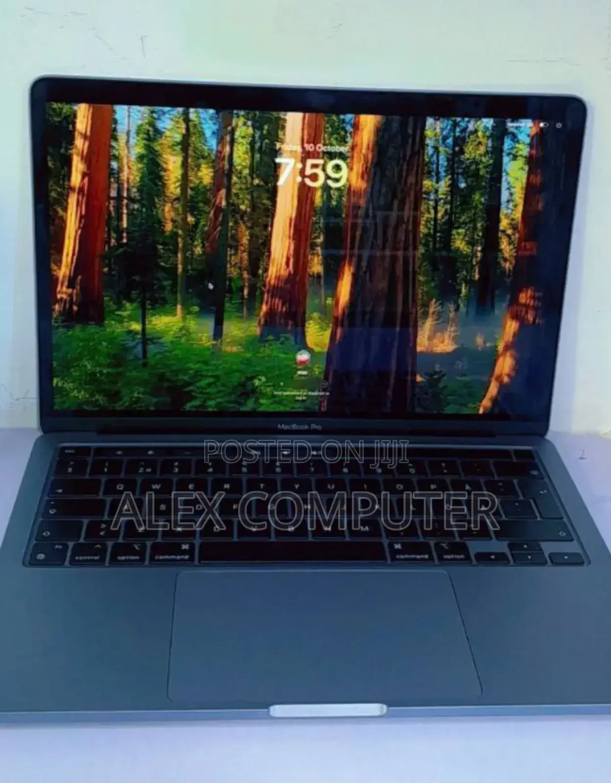 New Laptop Apple MacBook Pro M1 8GB Apple M1 SSD 512GB
