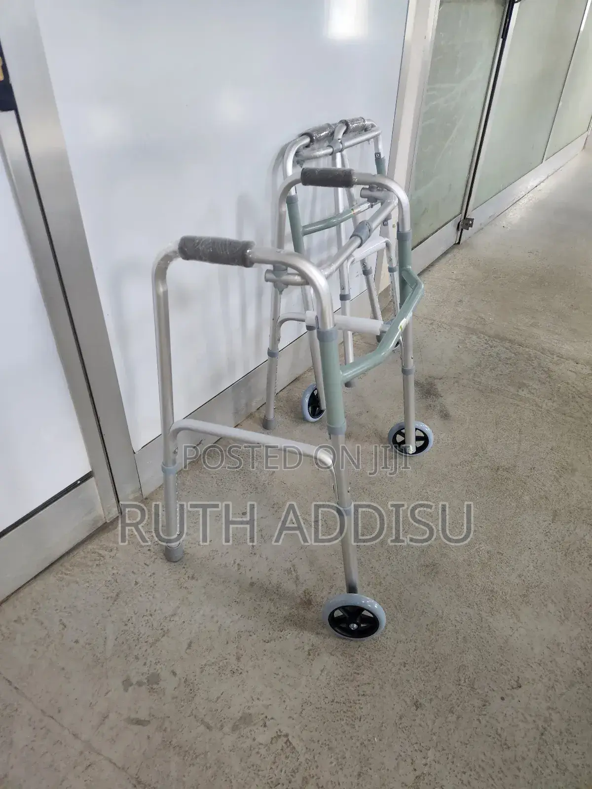 With Wheels Walker膽小foldable Almunium Walker麵條medical Walker軍事walker