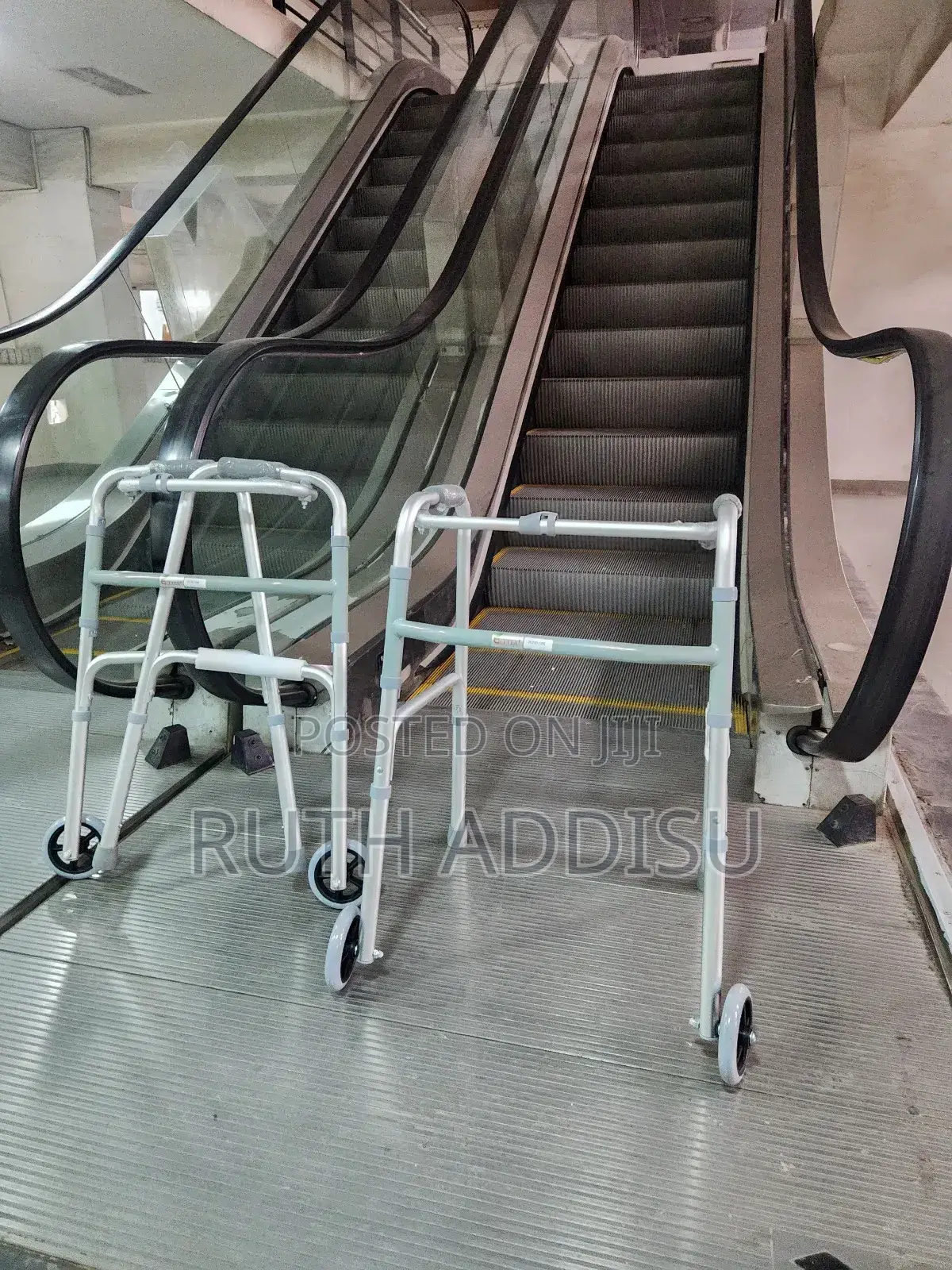 Medical Almunium Walker延續foldae Walker Brand New Walker腱你walker