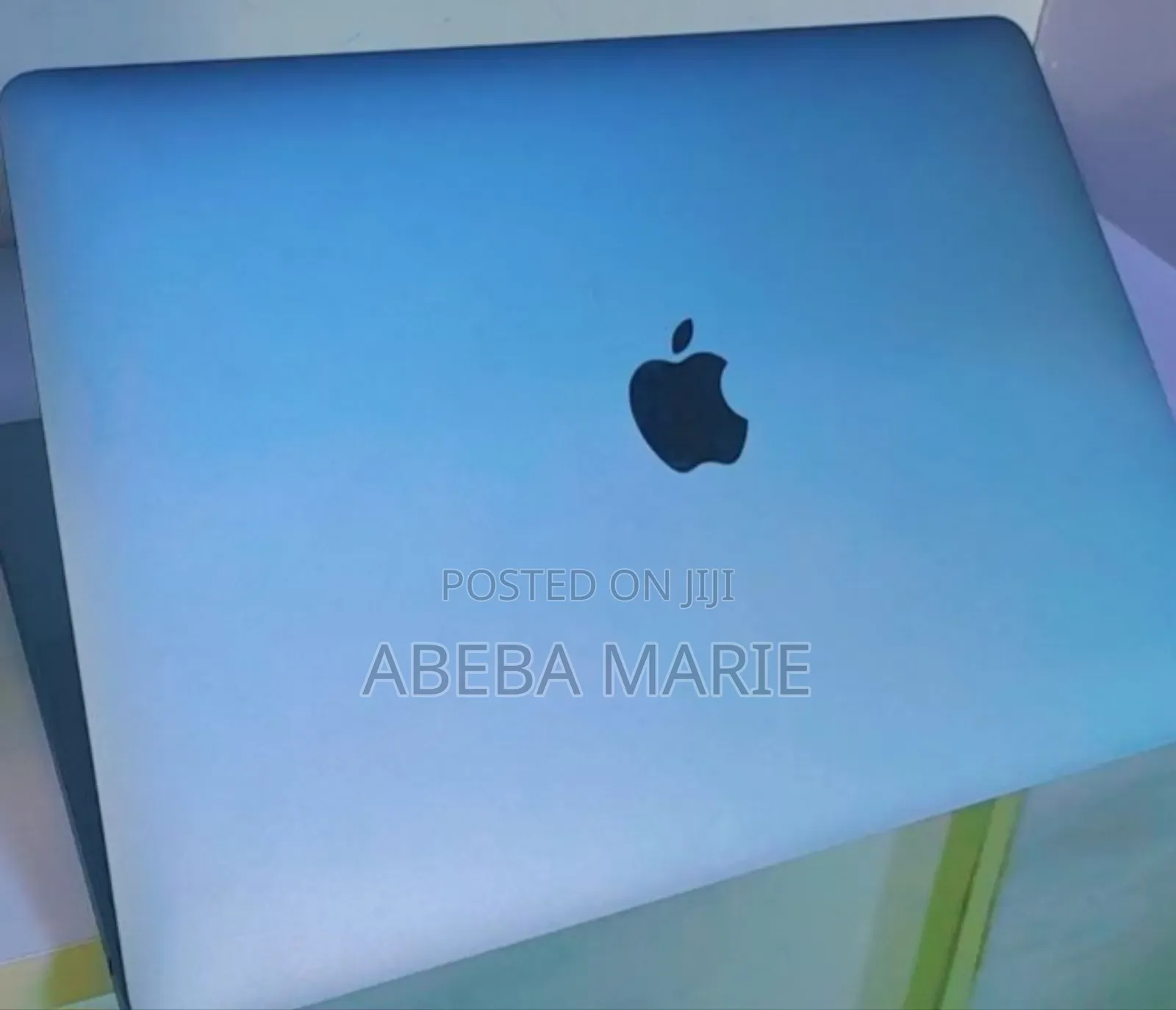 New Laptop Apple MacBook Pro M1 8GB Apple M1 Pro SSD 512GB