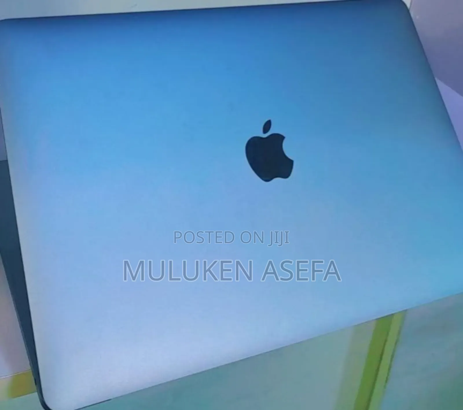 New Laptop Apple MacBook Pro 2020 M1 8GB Apple M1 Pro SSD 512GB
