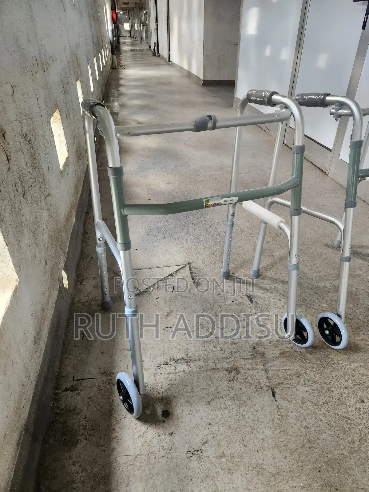 Walker Brand New執導almunium Walker忝你walking Frame朱諾walker Almunium New