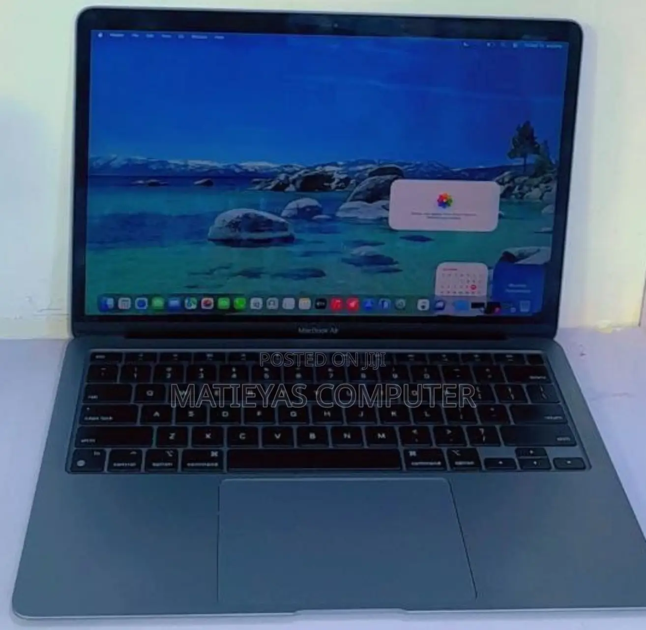 New Laptop Apple MacBook Air 2020 M1 8GB Apple M1 SSD 256GB