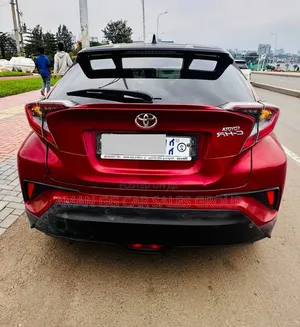Toyota C-HR 2017 Red