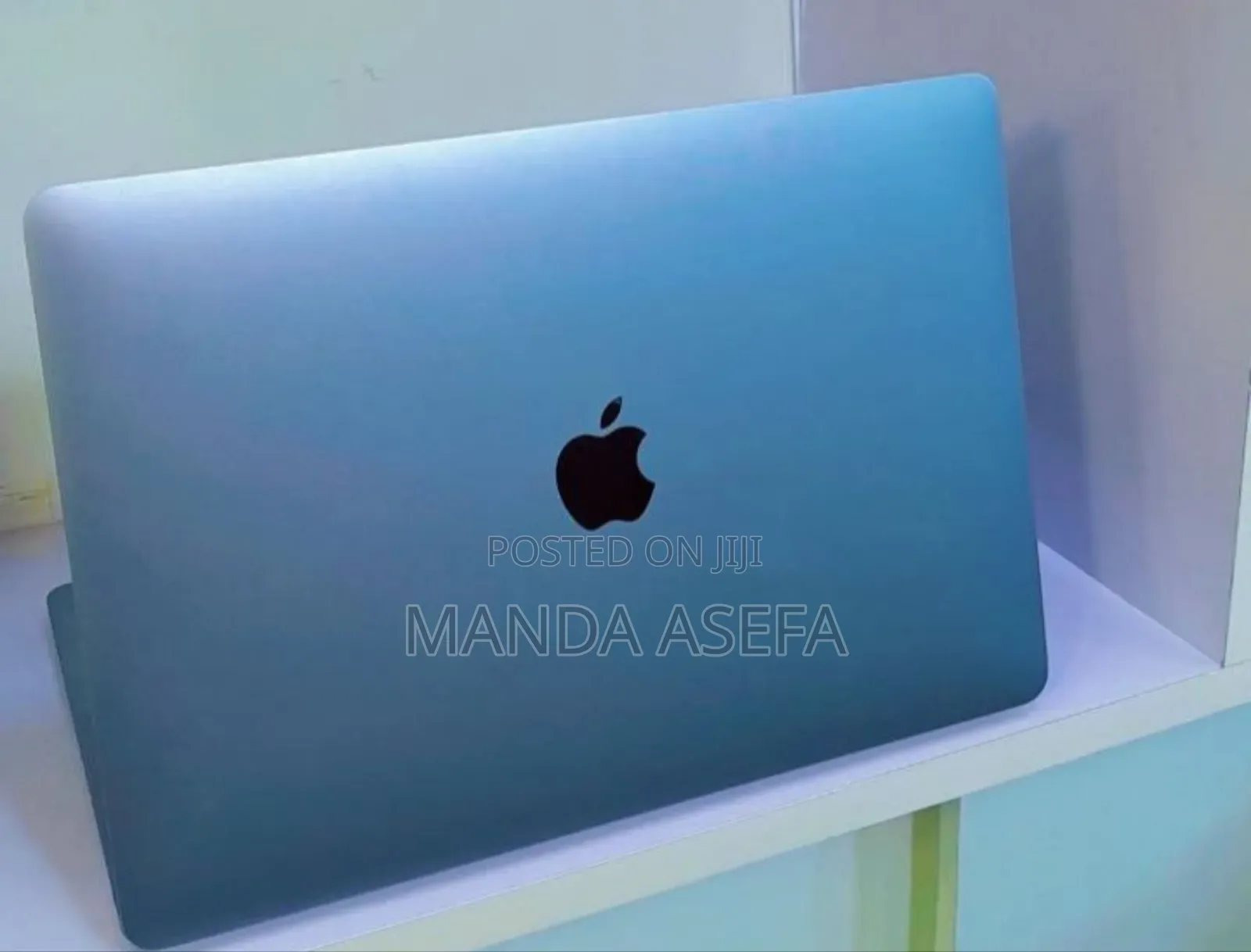 New Laptop Apple MacBook Pro M1 8GB Apple M1 Pro SSD 512GB