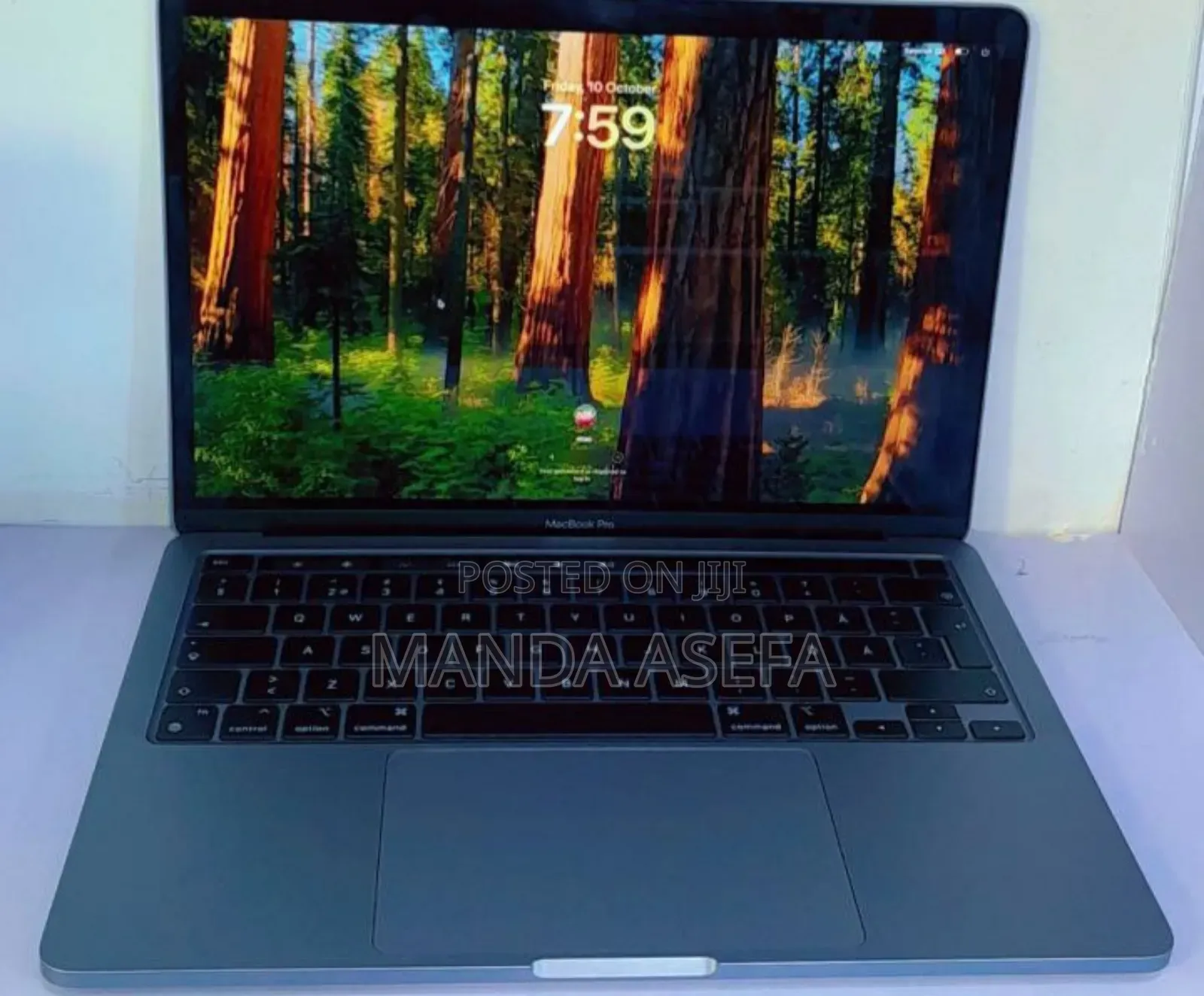 New Laptop Apple MacBook Pro M1 8GB Apple M1 Pro SSD 512GB