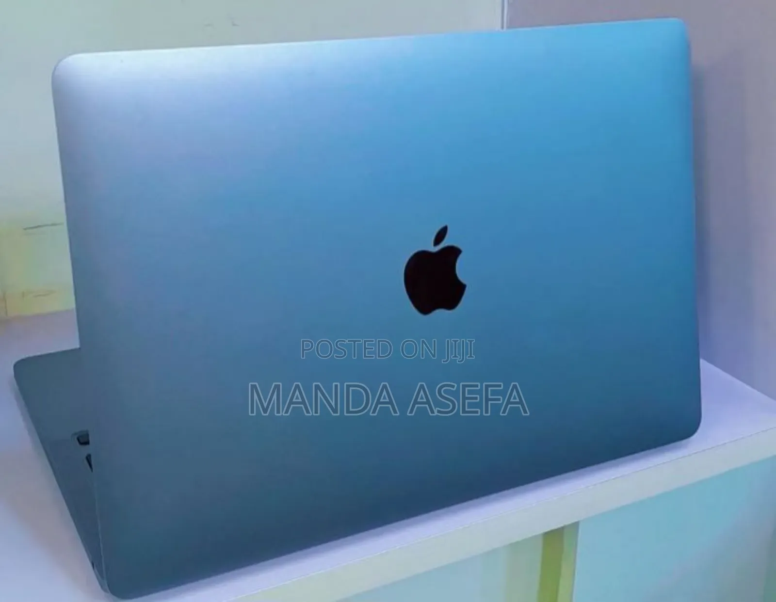 New Laptop Apple MacBook Pro M1 8GB Apple M1 Pro SSD 512GB