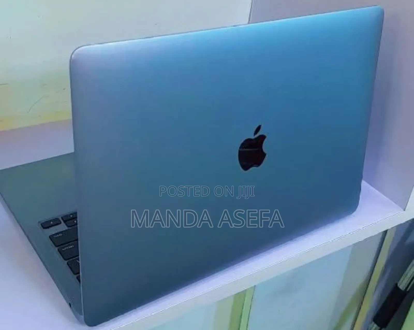 New Laptop Apple MacBook Air 2020 M1 8GB Apple M1 SSD 256GB
