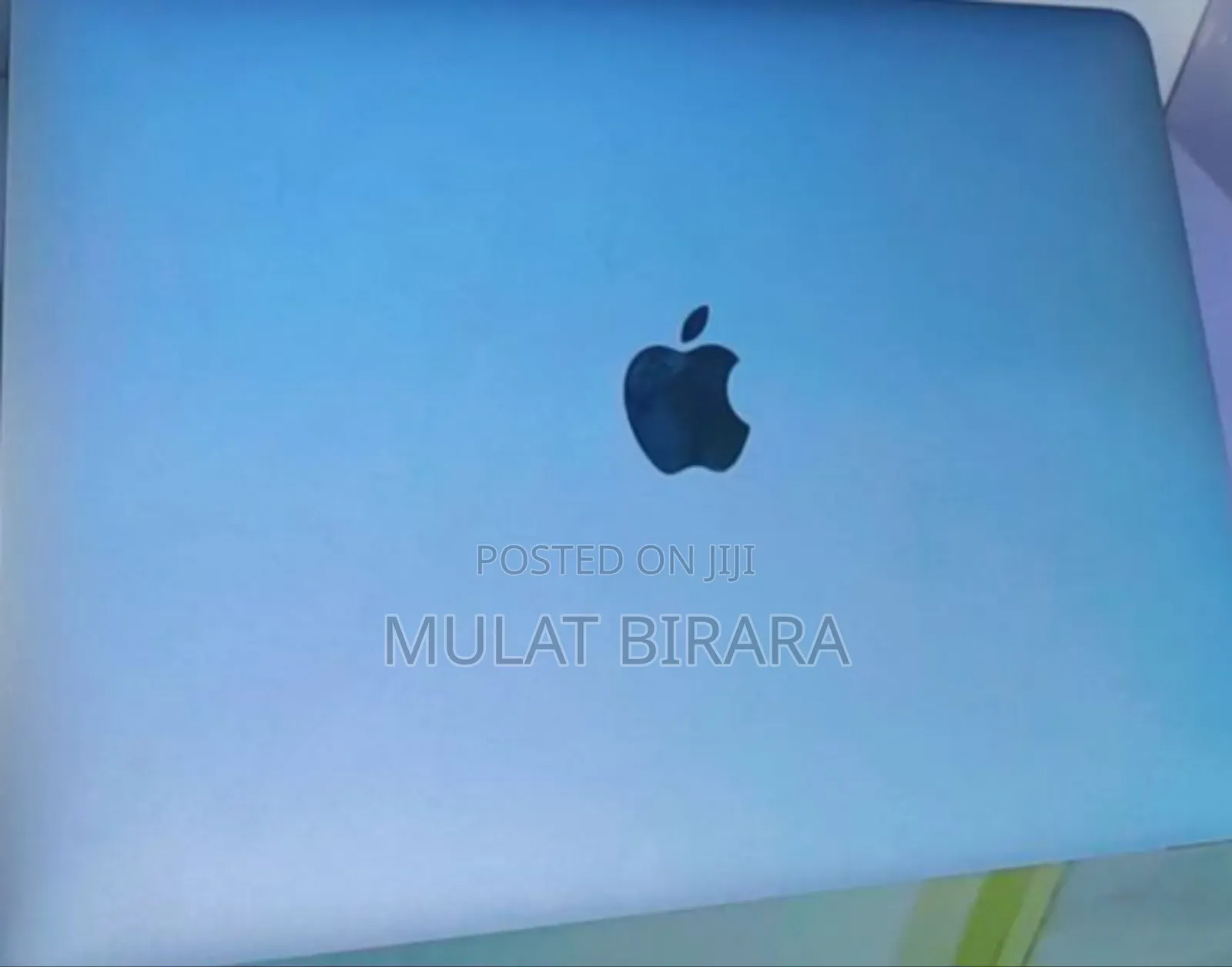 New Laptop Apple MacBook Air 2020 M1 8GB Apple M1 SSD 256GB