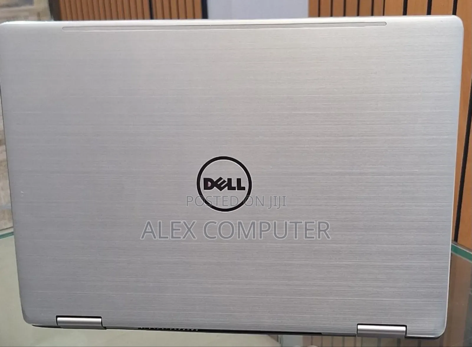 New Laptop Dell Inspiron 13 7370 8GB Intel Core I3 SSD 128GB