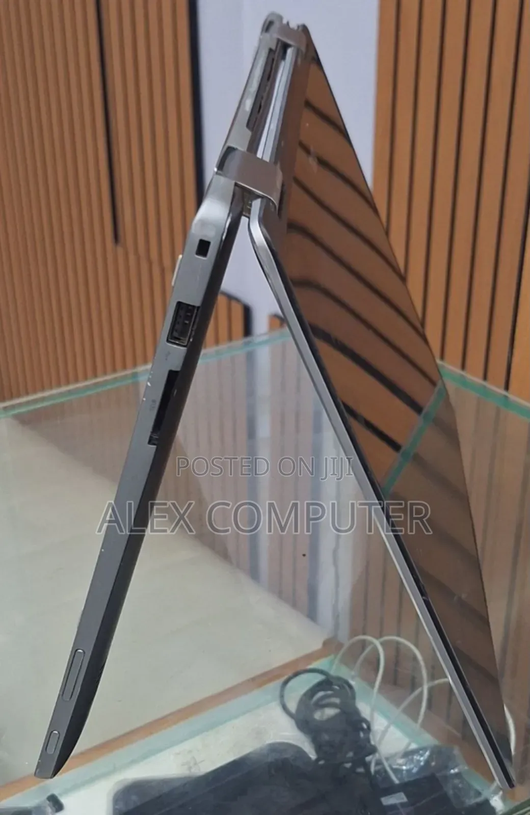 New Laptop Dell Inspiron 13 7370 8GB Intel Core I3 SSD 128GB