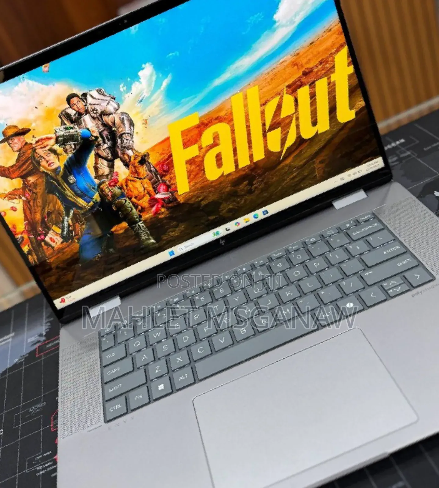 New Laptop HP Envy X360 16GB AMD Ryzen 7 SSD 512GB