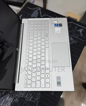 New Laptop HP Pavilion 15 16GB AMD Ryzen 7 SSD 512GB