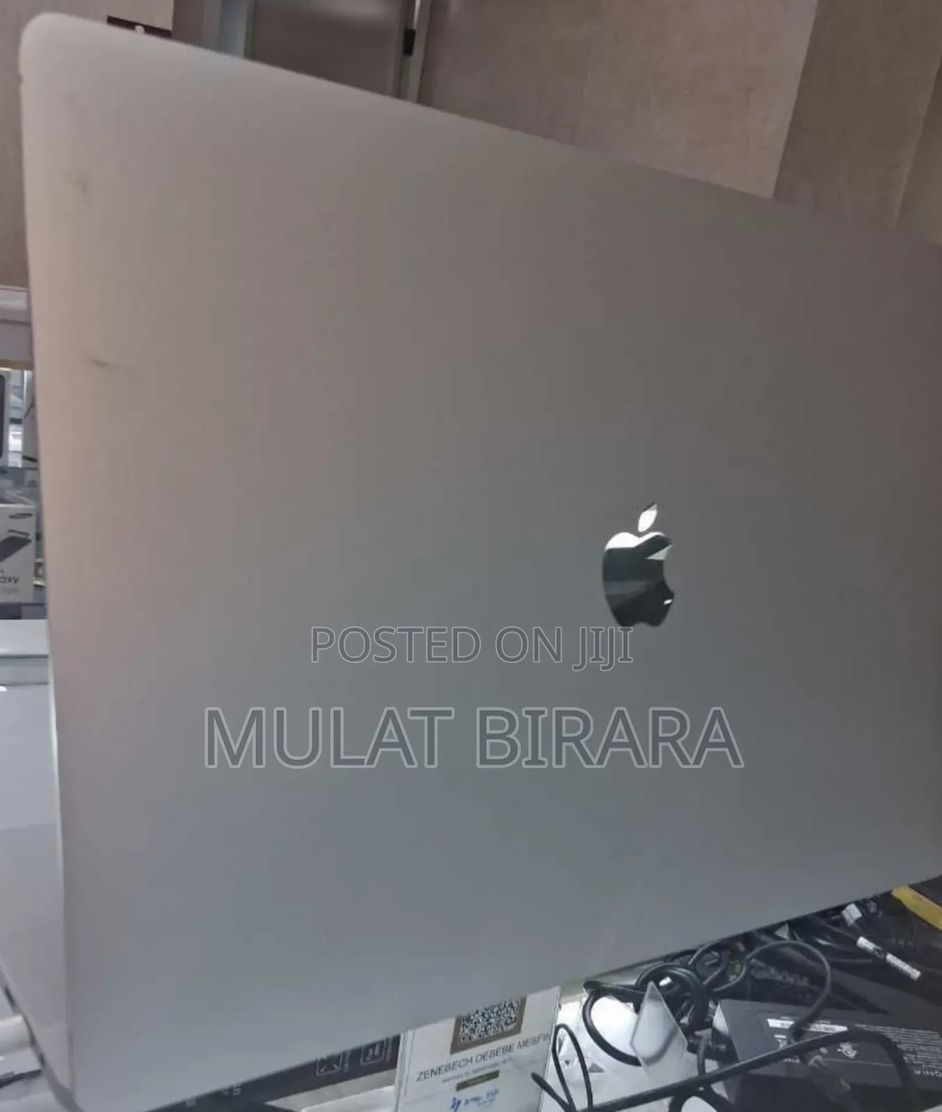 New Laptop Apple MacBook Pro 2019 16GB Intel Core I7 SSD 1T