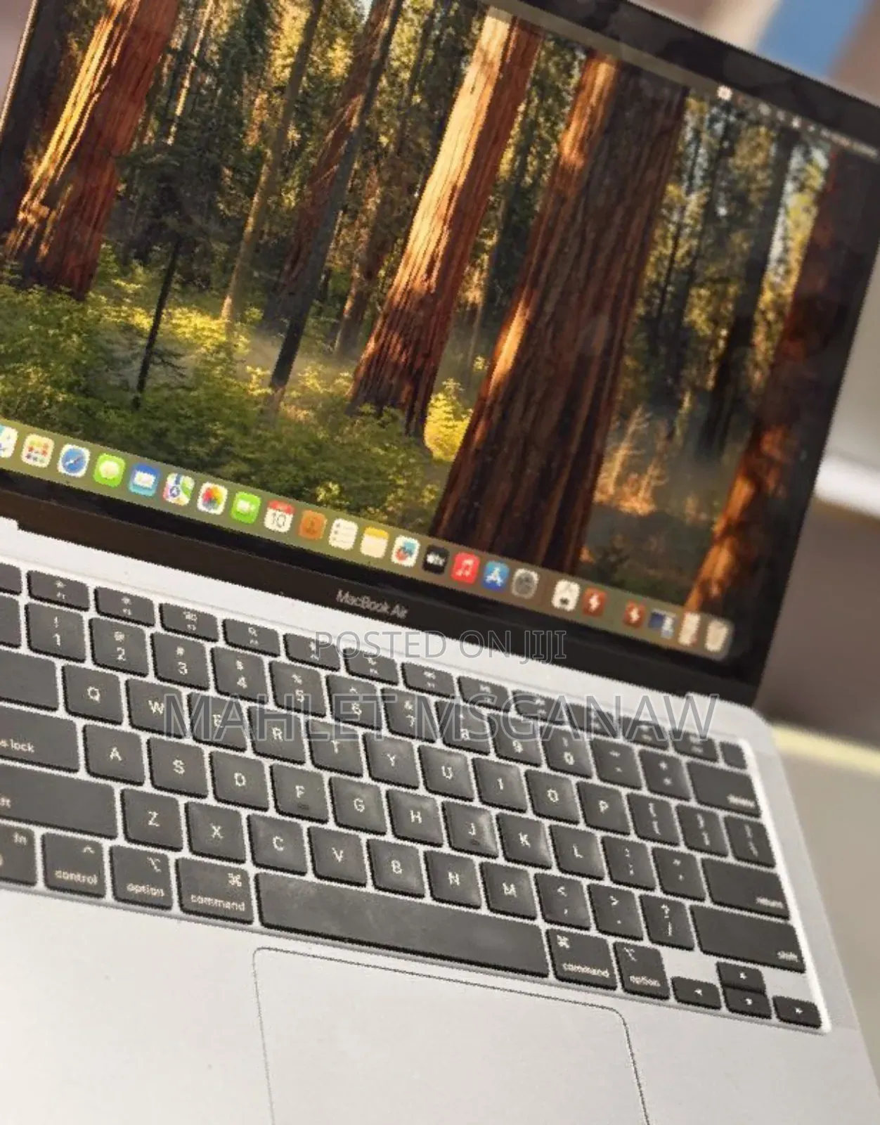 New Laptop Apple MacBook Air 2020 M1 8GB Apple M1 SSD 256GB