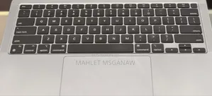 New Laptop Apple MacBook Air 2020 M1 8GB Apple M1 SSD 256GB