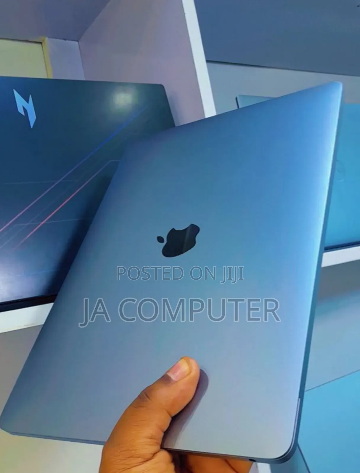 New Laptop Apple MacBook Air 2020 M1 8GB Apple M1 SSD 256GB