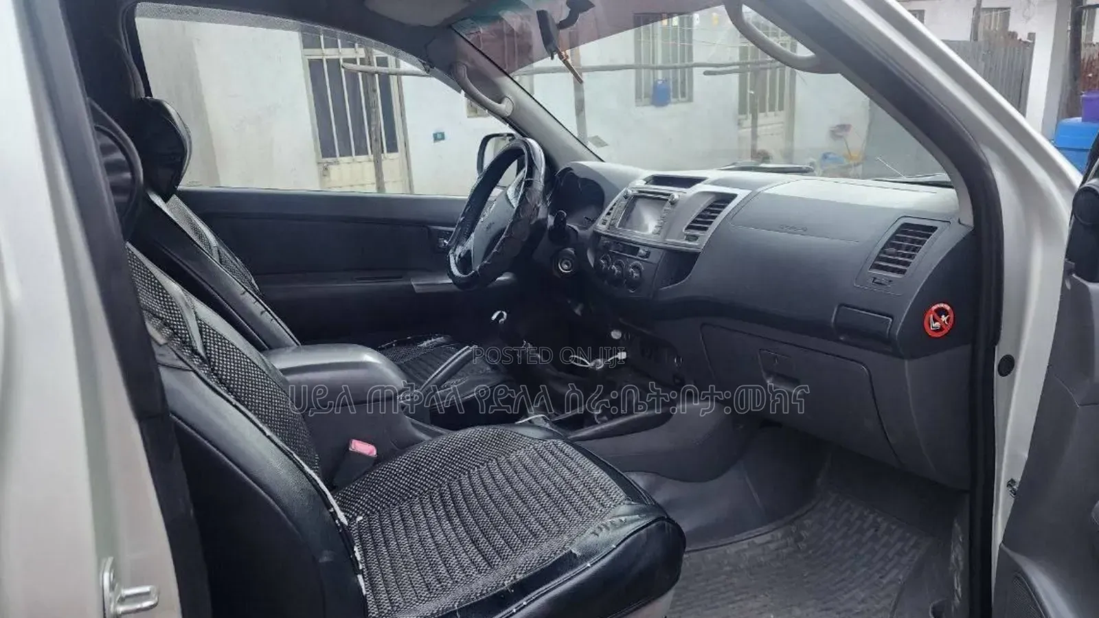 Toyota Hilux 2013 Silver