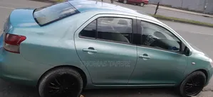 Toyota Belta 2005 Green